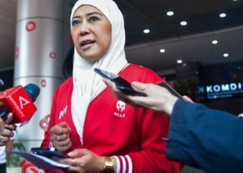 Menkomdigi Meutya Hafid memberikan keterangan pers kepada awak media terkait Putusan MK tentang Kuota Internet di Kantor Kementerian Komdigi, Jakarta Pusat, Sabtu (29/08/2026). Foto: Pey HS/Komdigi