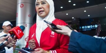 Menkomdigi Meutya Hafid memberikan keterangan pers kepada awak media terkait Putusan MK tentang Kuota Internet di Kantor Kementerian Komdigi, Jakarta Pusat, Sabtu (29/08/2026). Foto: Pey HS/Komdigi