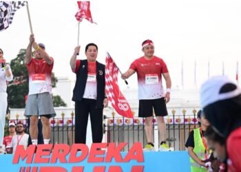 Pelepasan peserta Merdeka Run 2026 di depan Istana Negara.(Foto: Humas Setneg)