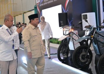 Motor Listrik Nasional (MoLiNas) beserta ekosistem pendukungnya diresmikan Presiden Prabowo Subianto di Fasilitas Produksi ALVA, Cikarang, Kabupaten Bekasi, Provinsi Jawa Barat, pada Kamis (13/08/2026).(Foto: Setneg)