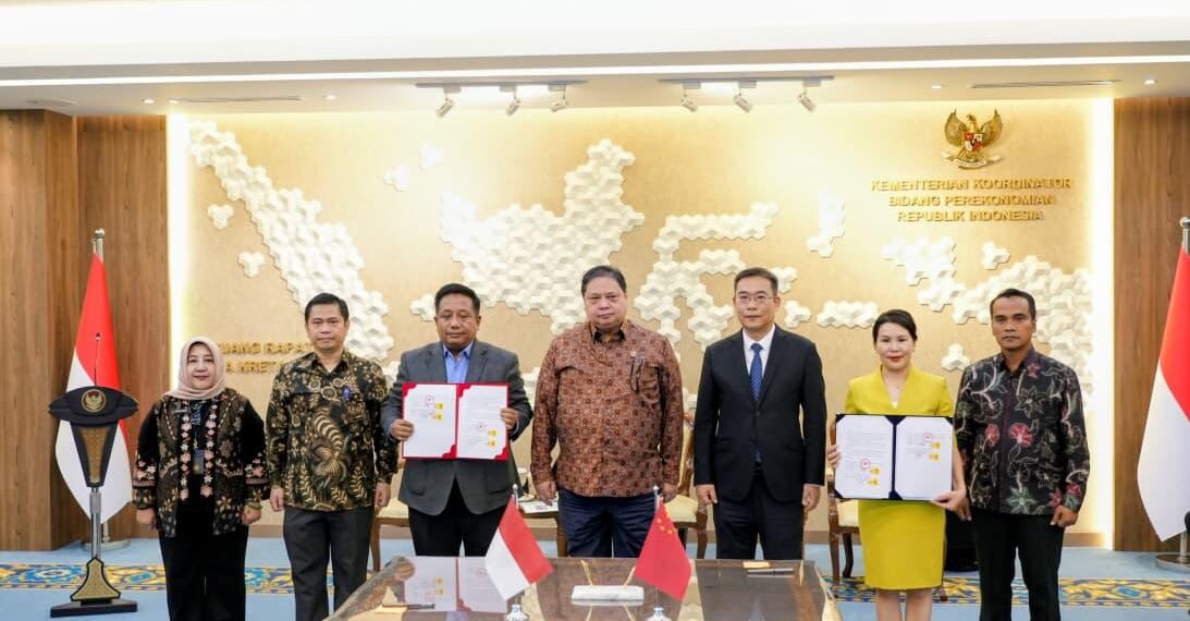 Foto bersama usai MoU pengembangan Kawasan Industri Wiraraja Madura