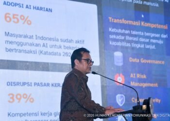 Wamenkomdigi Nezar Patria menyampaikan visionary speech dalam OJK Financial Innovation Day (Digination Day) Tahun 2026 di The Ritz-Carlton, Mega Kuningan, Jakarta Selatan, Kamis (27/08/2026). Wamen mengatakan perlu segera regulasi terkait agentic AI di sektor keuangan. (Foto: Pey HS/Komdigi)