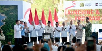 Presiden Prabowo Subianto meresmikan Program PLTS 100 GWp melalui peluncuran dan groundbreaking di Gilimanuk, Bali, Selasa (25/8).(Foto: Dok. ESDM)