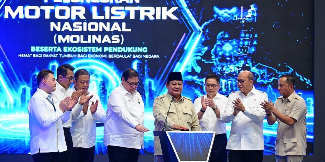 Presiden Prabowo Subianto menegaskan pentingnya kolaborasi seluruh kekuatan nasional untuk mewujudkan kemandirian energi Indonesia.(Foto: Setneg)
