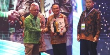 Kabupaten Kuningan berhasil meraih Anugerah Apresiasi Pemerintah Daerah Berprestasi Regional Jawa-Bali Batch II Tahun 2026 kategori Implementasi Program 3 Juta Rumah Tingkat Kabupaten Terbaik II yang diselenggarakan Kementerian Dalam Negeri (Kemendagri) Republik Indonesia.(Foto: Humas Pemkab Kuningan)