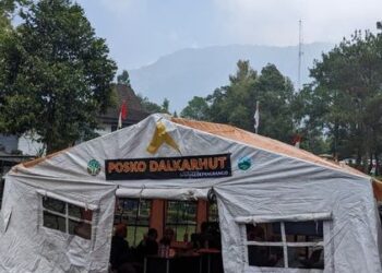 Posko kebakaran Gunung Gede Pangrango.(Foto: Humas Kemenhut)