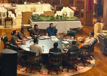 Presiden Prabowo Subianto gelar rapat bahas energi di Hambalang, Kabupaten Bogor, Jawa Barat, pada Minggu (09/08/2026) sore.(Foto: Setneg)