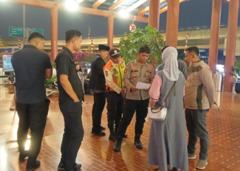 Kementerian Haji dan Umrah (Kemenhaj) bergerak cepat memastikan hak dan pelindungan 33 jemaah umrah yang gagal berangkat sesuai rencana dari Bandara Soekarno-Hatta (Soetta), Tangerang, Banten.(Foto: Dok. Kemenhaj)