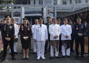 Bupati Garut, Abdusy Syakur Amin, beserta jajaran saat Remisi Umum bagi narapidana dan Pengurangan Masa Pidana Umum bagi Anak Binaan dalam rangka memperingati Hari Ulang Tahun (HUT) ke-81 Republik Indonesia di Lembaga Pemasyarakatan (Lapas) Kelas IIA Garut, Jalan K.H. Hasan Arief, Desa Sukasenang, Kecamatan Banyuresmi, Senin (17/8/2026).(Foto: Moch Ahdiansyah/Diskominfo Kab. Garut)