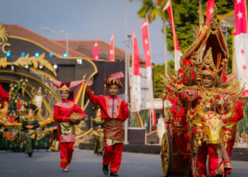 Jember Fashion Carnaval.(Foto: Dok. Kemenpar)