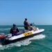 Personel Satpolairud Polres Garut bersama Polsek Cikelet dan Tim SAR gabungan melakukan pencarian 3 wisatawan hilang di Pantai Karangpapak, Kecamatan Cikelet, Kabupaten Garut.(Foto: Istimewa/Polda Jabar)