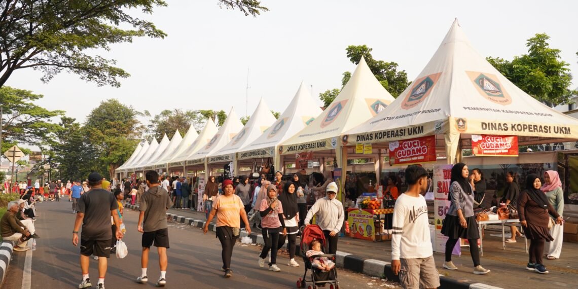 Stan UMKM di Car Free Day Tegar Beriman.(Foto: Humas Pemkab Bogor)