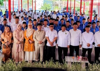 Wakil Menteri Agama Romo Syafi'i dalam Kegiatan Penguatan Peran Penghulu dalam Persatuan, Kerukunan, Penyelesaian Konflik Sosial dan Rumah Tangga Pernikahan, di Pondok Pesantren Ora Aji, Yogyakarta. Senin (24/8/2026).(Foto: Dok. Kemenag)