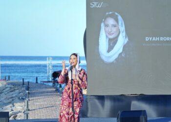 Wamendag Dyah Roro Esti memberikan sambutan di Pembukaan Sanur Fashion Week (SFW) 2026 yang diselenggarakan di Icon Bali Mall, Denpasar, Bali, Kamis (6/8).(Foto: Humas Kemendag)