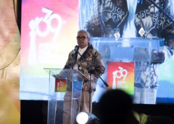 Wali Kota Bandung Muhammad Farhan memberikan sambutan pada Festival Film Bandung 2026 yang digelar di Ballroom Hotel Horison Ultima Bandung, Sabtu 22 Agustus 2026.(Foto: Humas Pemkot Bandung)
