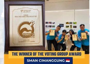 Tim Fotografi SMAN Cimanggung berhasil meraih Award Voting Group dalam ajang Higashikawa Youth Fest 2026 di Higashikawa, Hokkaido, Jepang.(Foto: Humas Pemkab Sumedang)