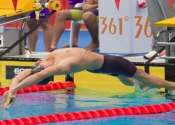 Dua atlet Indonesia, Jason Donovan Yusuf dan Hendro Yap, mempertajam rekor nasional pada Asian Games Aichi-Nagoya 2026. Catatan tersebut dibuat Jason dari cabang olahraga renang dan Hendro dari atletik. (dok.Gilang/Kemenpora)