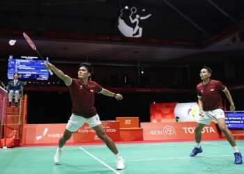 Ganda putra Indonesia Fajar Alfian/Muhammad Shohibul Fikri meraih medali perunggu Asian Games Aichi-Nagoya 2026 setelah kalah dari wakil China, Liang Weikeng/Wang Chang, dengan skor 17-21, 21-13, 9-21 pada babak semifinal. (dok.NOC/NMA)