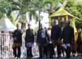 Ribuan warga Kuningan tumpah ruah menyaksikan helaran tradisi budaya Seba Sapton dan Babarit yang digelar dalam rangkaian peringatan Hari Jadi ke-528 Kuningan, Sabtu (5/9/2026).(Foto: Diskominfo Kab. Kuningan)