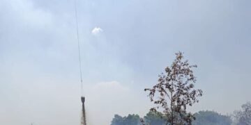 Penanganan pemadaman hotspot karhutla.(Foto: Humas Kemenhut)