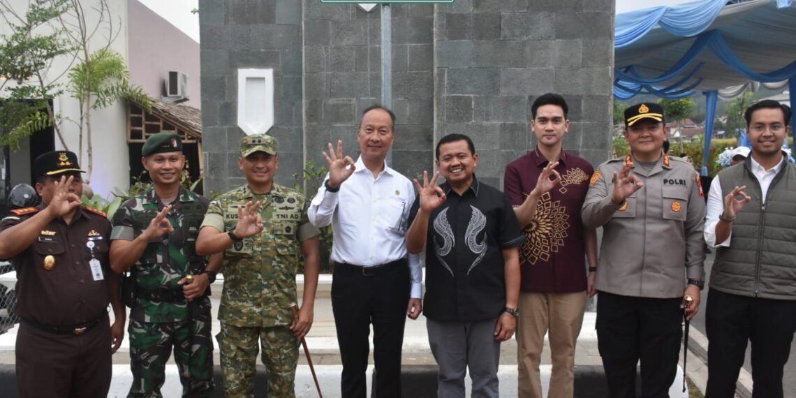 Peresmian Jalan Ratjih Natawidjaja.(Foto: Diskominfo Kab Sumedang)