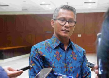 Juru Bicara Kemenperin, Febri Hendri Antoni Arief menanggapi pemberitaan impor Gula Kristal Mentah (GKM) sebanyak 150.000 ton untuk diolah menjadi Gula Kristal Rafinasi (GKR).(Foto: Humas Kemenperin)
