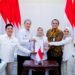 Wali Kota Bogor, Dedie A. Rachim (kedua kiri), menerima langsung Panitia Site Visit 12 Proyek Terbaik West Java Investment Challenge (WJIC) 2026 di Balai Kota Bogor, Rabu (2/9/2026).(Foto: Diskominfo Kota Bogor)