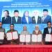 Menkomdigi Meutya Hafid bersama Menteri PANRB Rini Widyantini, Kepala KSP Dudung Abdurachman, Wakil Menteri Dalam Negeri Bima Arya Wiguna, Wakil Ketua Ombudsman RI Rahmadi Indra Tektona menunjukkan dokumen Nota Kesepahaman SP4N-LAPOR! di Kantor Kementerian PAN-RB, Jakarta Selatan, Selasa (29/09/2026). Foto: Ahmad Tri Hawaari/Komdigi