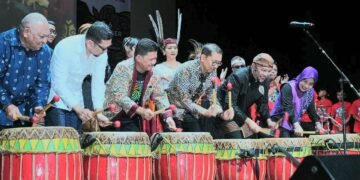 Menteri Kebudayaan RI, Fadli Zon di acara Satu Dekade Indonesia Drum & Perkusi Festival (IDPFEST) 2026 di Gedung Teater Besar Taman Ismail Marzuki, Jakarta, Sabtu 5/9/2026.(Foto: Dok. Kemenbud)
