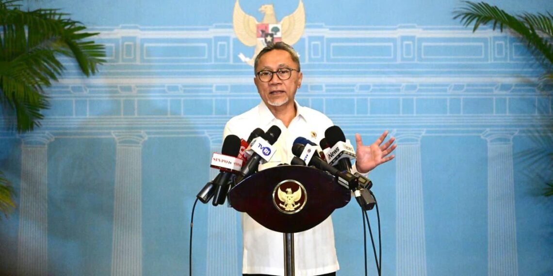 Presiden Prabowo menginstruksikan jajaran terkait menyiapkan langkah konkret untuk memenuhi target produksi etonal dari tebu atau E20.(Foto: BPMI Setpres)