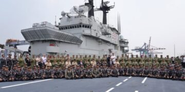 Penyambutan Kapal Induk Giuseppe Garibaldi.(Foto: Website Kemhan)