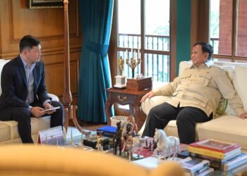 Presiden Prabowo Subianto menerima Duta Besar Amerika Serikat untuk ASEAN Kevin Kim di kediaman pribadinya di Hambalang, Jawa Barat, pada Sabtu sore (05/09/2026).(Foto: BPMI Setpres)