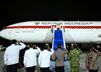 Presiden Prabowo menuju pertemuan Eastern Economic Forum di Rusia.(Foto: BPMI Setpres)