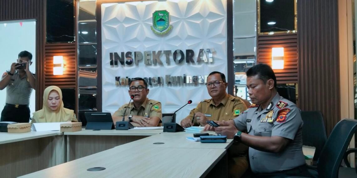 Rapat persiapan Karnaval Budaya di Hari Jadi Kabupaten Kuningan.(Foto: Dok. Diskominfo Kab. Kuningan)