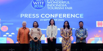 Menteri Pariwisata Republik Indonesia, Widiyanti Putri Wardhana, beserta jajara dalam Konferensi Pers Wonderful Indonesia Tourism Fair (WITF) 2026 pada Rabu (23/9) di Jakarta.(Foto: Humas Kemenpar)