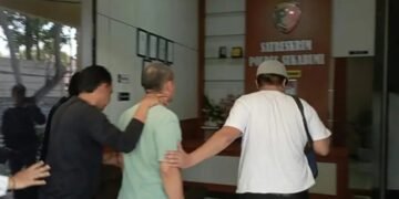 Sekretastis Dinas Perhubungan Kabupaten Sukabumi, TI (54), tersangka pelecehan seksual terhadap siswi PKL.(Foto:Istimewa).