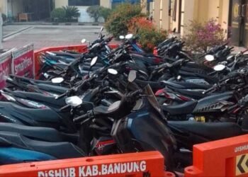 Barang bukti puluhan sepeda motor yang diamankan dari arena balapan liar di wilayah Kabupaten Bandung.(Foto:Istimewa).