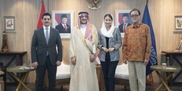 Wakil Menteri Perdagangan (Wamendag) RI, Dyah Roro Esti melakukan pertemuan dengan Duta Besar Arab Saudi, Faisal Abdullah H. Amodi di Kantor Kementerian Perdagangan, Jakarta, Kamis (10 Sep).(Foto: Dok. Humas Kemendag)