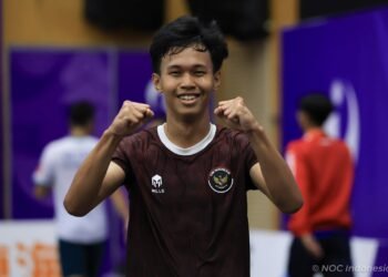 Yoga Ardika Putra bawa teqball Indonesia ke podium Asian Games Aichi-Nagoya 2026. Tampil di Nagoya City Higashi Sports Center, Yoga mempersembahkan medali perunggu teqball Indonesia melalui nomor Men’s Singles.(dok.NOC/NMA)