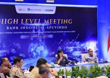 Bank Indonesia (BI) bersama Asosiasi Pasar Uang dan Pasar Valuta Asing Indonesia (APUVINDO) memperkuat sinergi dalam pengembangan produk, perluasan partisipasi pelaku pasar, dan penguatan infrastruktur pasar keuangan.(Foto: Dok. Humas Bank Indonesia)