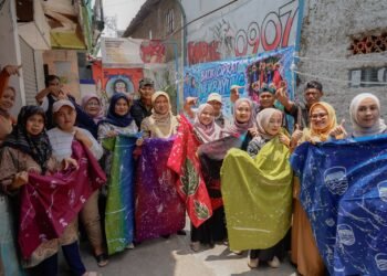 Batik Ciprat yang dikembangkan warga RW 07, Kelurahan Husein Sastranegara, Kecamatan Cicendo, Kota Bandung.(Foto: Humas Pemkot Bandung)