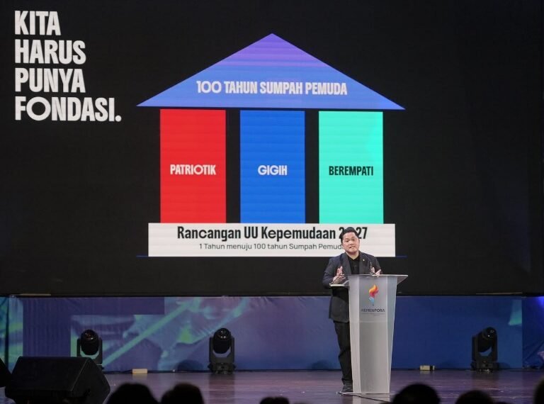 Menpora RI Erick Thohir ingin mengajak anak muda Indonesia membangun fondasi dan memberikan solusi untuk masa depan bangsa Indonesia. (foto:raiky/kemenpora.go.id)