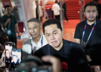 Ketum PSSI Erick Thohir terharu Timnas Indonesia lolos dramatis ke babak final FIFA ASEAN Cup 2026 setelah mengalahkan Bangladesh 9-2 di stadion GBK. (foto:raiky/kemenpora.go.id)
