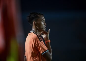 Fajar Furqon masuk daftar Elite AFC Assistant Referee. Dengan status tersebut, Fajar berhak bertugas dalam kompetisi klub dan kelompok usia yang diselenggarakan AFC mulai musim 2026/2027.(Foto: Dok. PSSI)