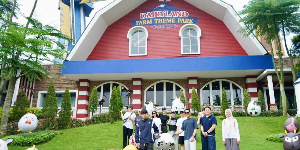 Pengembangan wisata lewat program Famtrip.(Foto: Humas Kemenpar)