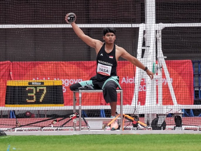 Atlet asal Bali I Kadek Dwi Purwana Yasa berhasil meraih medali emas dari cabor atletik nomor lempar cakram F57 putra Asian Para Games 2026 di Nagoya City Mizuho Park Athletic, Jepang pada Selasa (20/10).(foto:raiky/kemenpora.go.id)