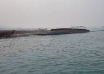 KMP Batumandi yang tenggelam.(Foto: istimewa)