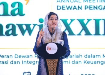 Ketua Dewan Komisioner OJK Friderica Widyasari Dewi dalam sambutan pembuka Pertemuan Tahunan (Ijtima' Sanawi) 2026 yang digelar bersama Dewan Syariah Nasional - Majelis Ulama Indonesia (DSN-MUI) di Jakarta, Selasa 20 Oktober 2026.(Foto: Humas OJK)