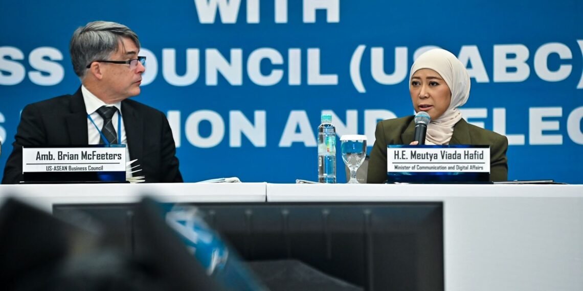 Menteri Komunikasi dan Digital Meutya Hafid melakukan pertemuan dengan delegasi US-ASEAN Business Council (USABC) Kantor Kementerian Komdigi, Jakarta Pusat, Rabu (28/10/2026).(Foto: Humas Kemkomdigi)