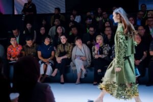 Widiyanti Putri Wardhana, Menteri Pariwisata Republik Indonesia, saat menghadiri Jakarta Fashion Week 2027 di City Hall, Pondok Indah Mall 3, Jakarta Senin, 26 Oktober 2026.(Foto: Dok. Kemenpar)